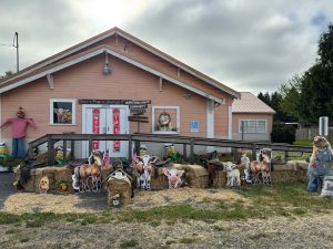 Dow's Prairie Grange #505 Window Contest Display #4
